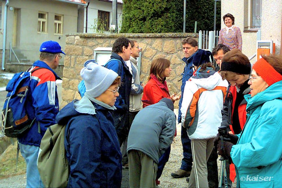 V Obyciach turistov privítala starostka obce Helena Filipčíková