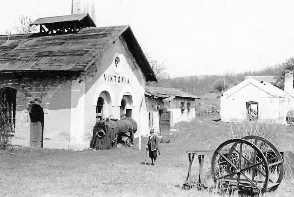 Historická snímka bane Viktória z roku 1942