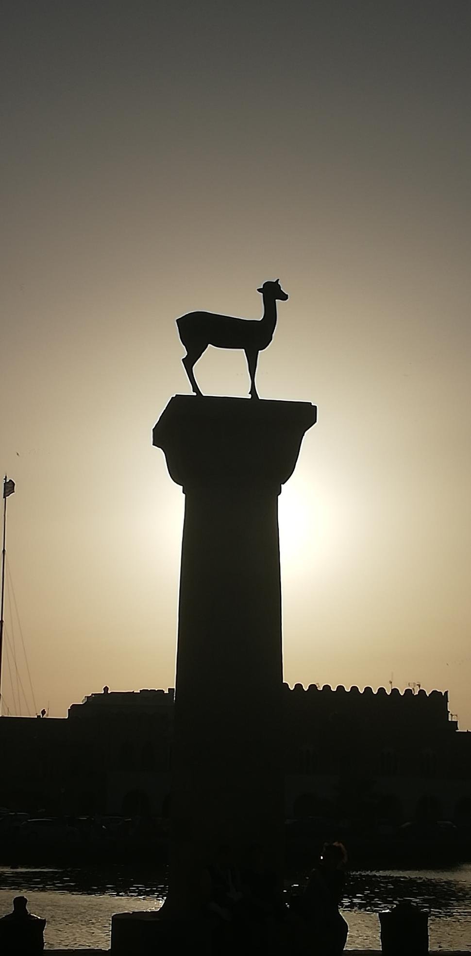 Laň a jeleň, symboly Rodosu