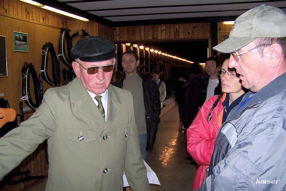 Hipologickým múzeom sprevádzal turistov Majster športu František Hrúzik