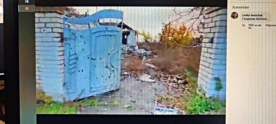 Vítaní neboli, tak sa pozvali sami a bránu si otvorili osvedčeným šrapnelom.