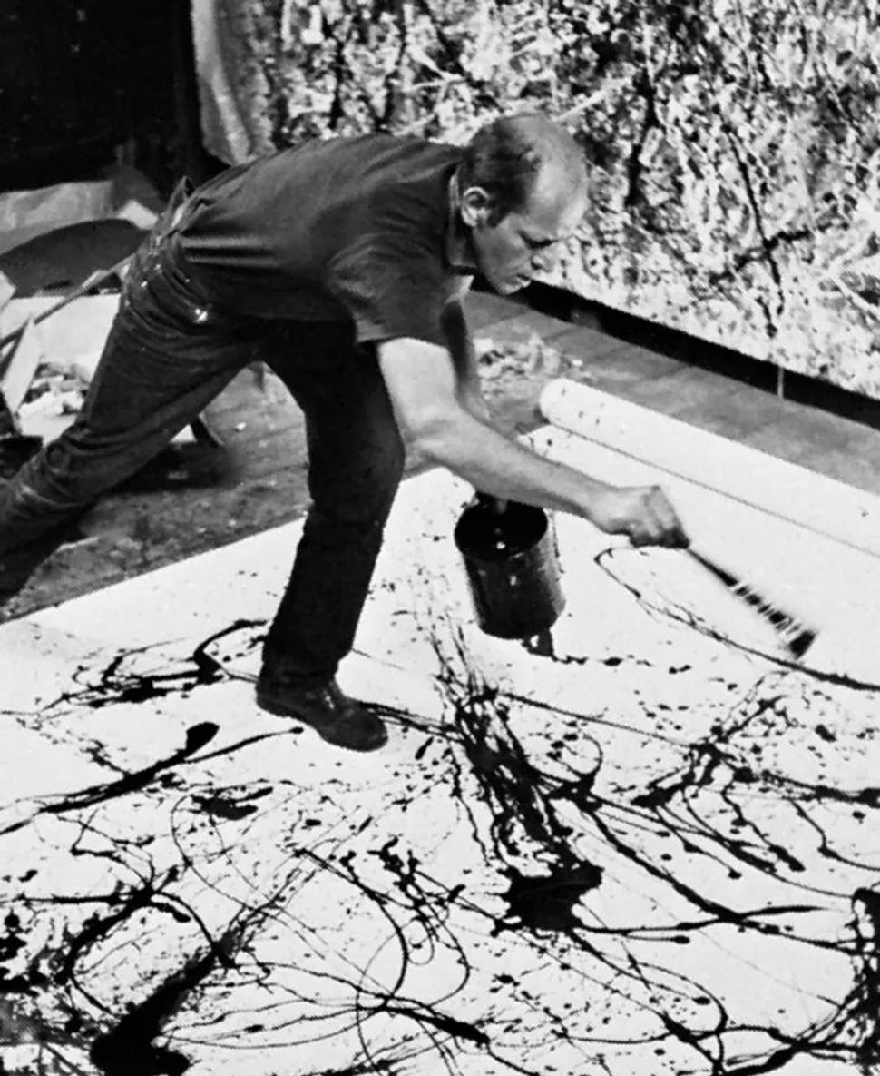 Jackson Pollock pri práci.