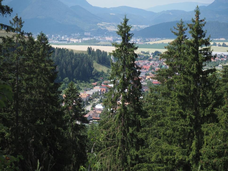 pohľad na Ludrovú a zostáva mi 20 min. času