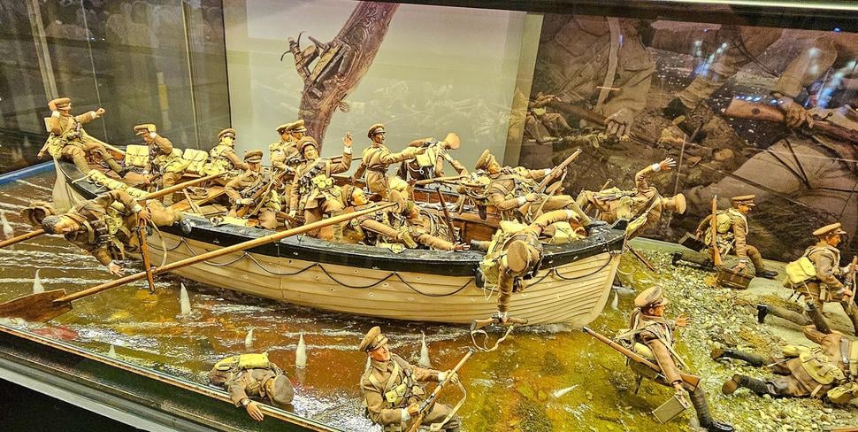 Bitka o Dardanely - model znázorňuje neúspešný výsadok spojencov na Gallipolský polostrov, Hisart Canli Tarih Müzesi – „Živé múzeum“ v Istanbule.