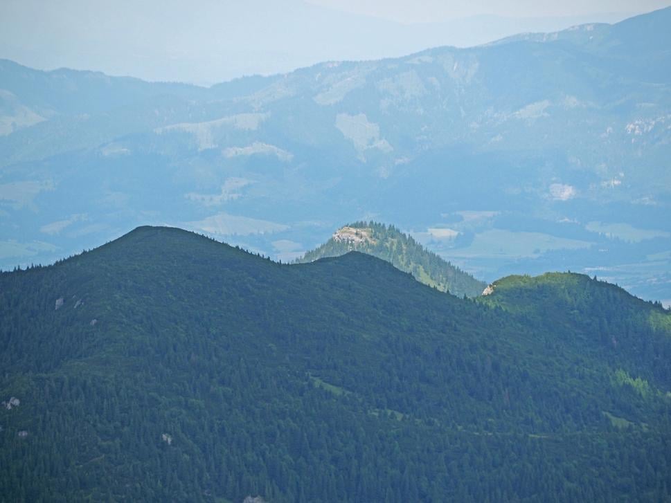 Krakova hoľa a Poludnica