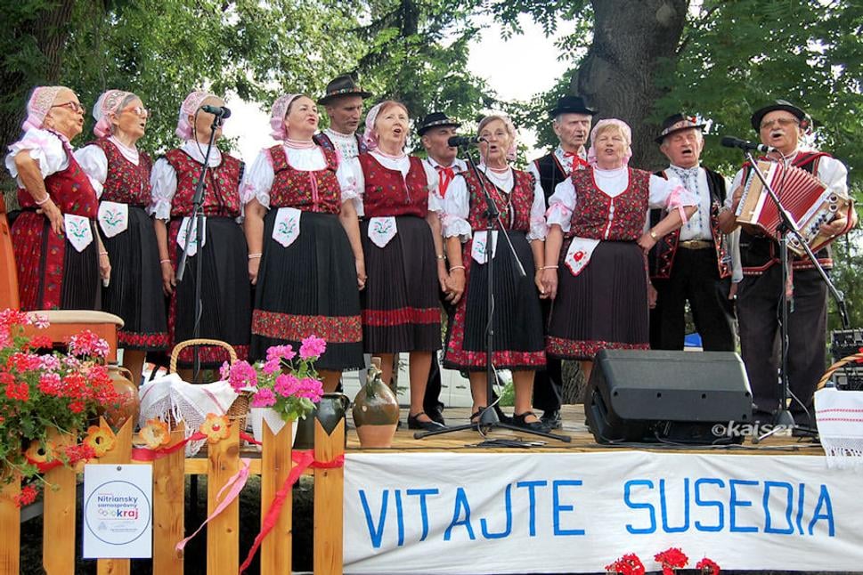Folklórny súbor Chyzerovčanka pod vedením Viliama Tonkoviča