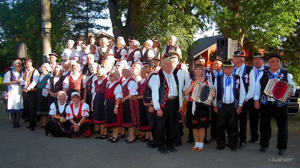 Účinkujúce súbory 14. ročníka folklórnych slávností Vitajte susedia v roku 2025