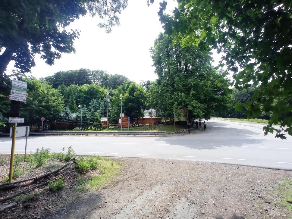 Za Pezinskou babou. Je dvanásť hodín a v nohách 29 kilometrov.