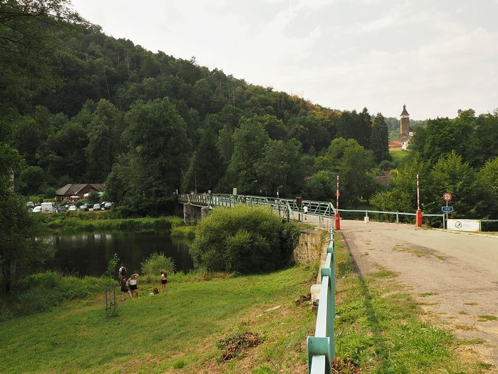 Hraničný most