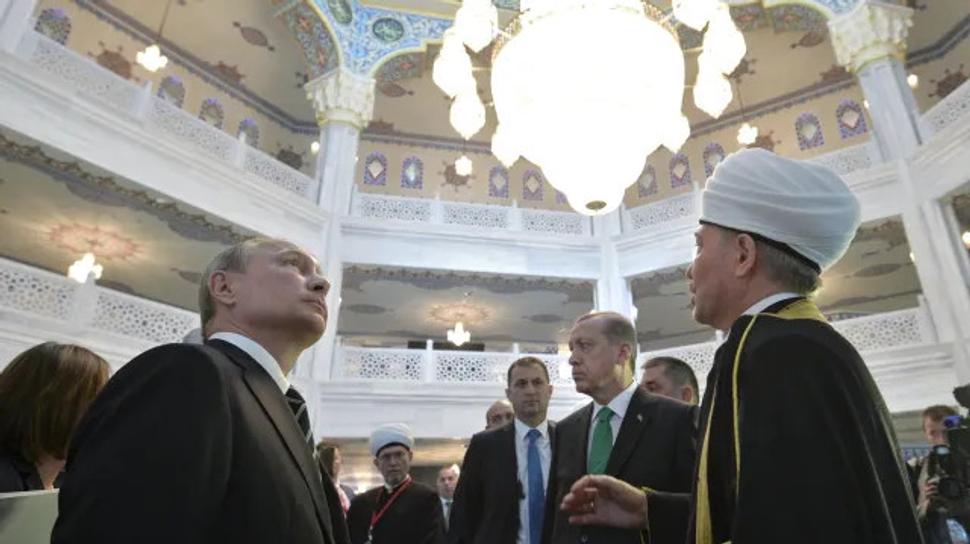 Putin a erdogan pri otvorení mešity v Moskve, ktorá je najväčšia v Európe.