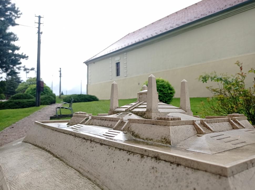 V Košariskách.