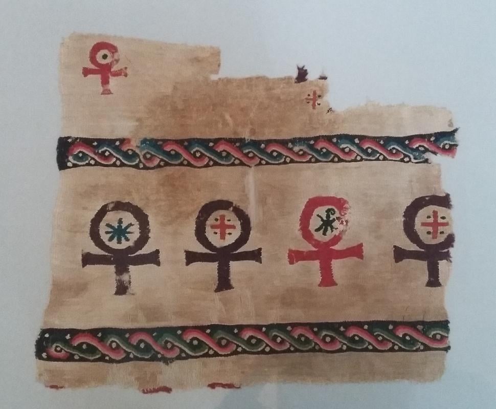 Koptské kříže na oděvu, 4. století, Egypt