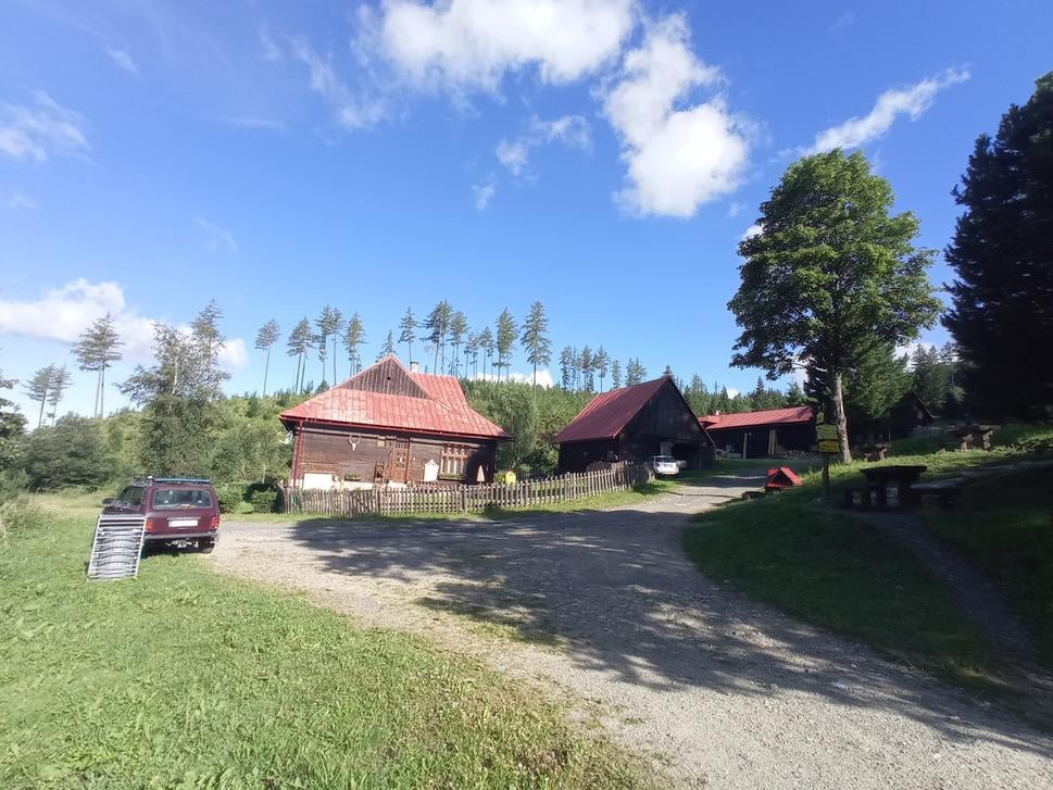 Tri Studničky (horáreň)