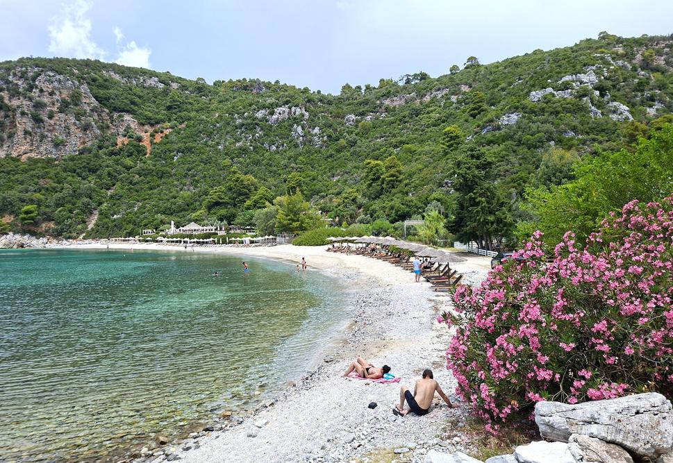 Limnonari beach