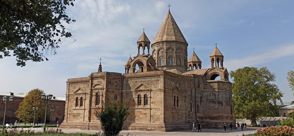 Ečmiadzin
