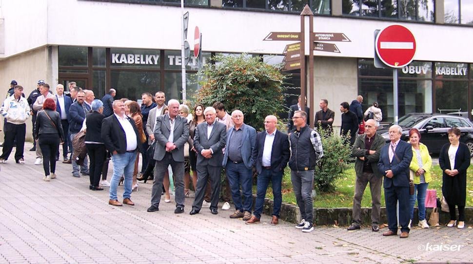 Pekné počasie prilákalo na jarmok množstvo návštevníkov zo širokého okolia