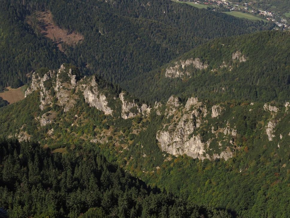 Poludňové skaly