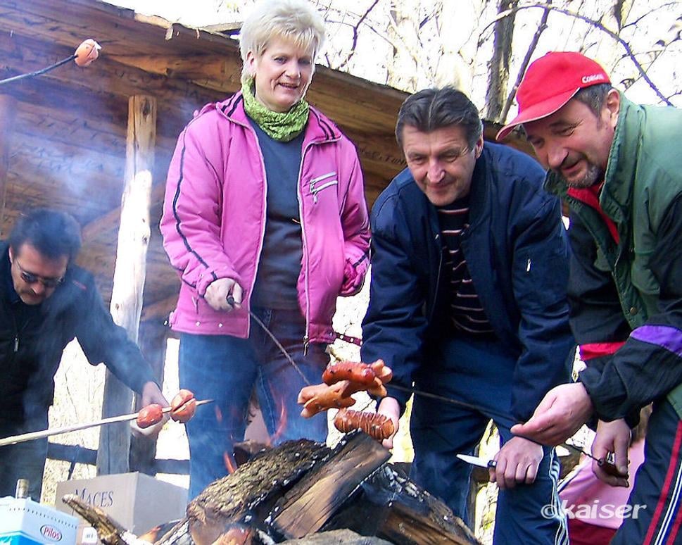 Romantika pri opekaní v prírode