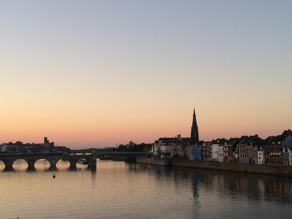 zaspávajúci Maastricht