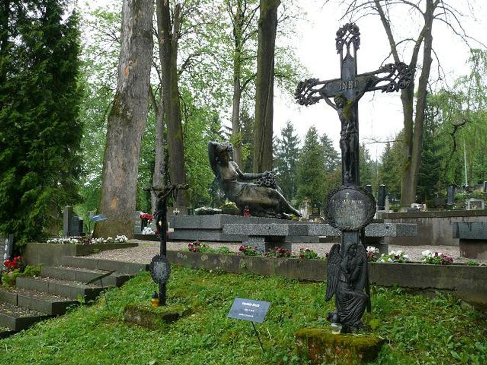 Historický cintorín