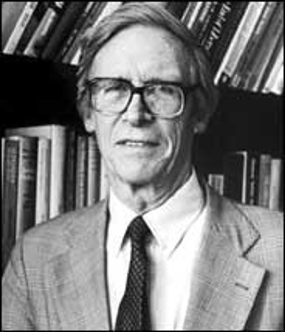 John Rawls v roku 1990, autor knihy Politicky liberalizmus, v ktorej vysvetľuje okrem iného aj potrebu politickej koncepcie spravodlivosti.