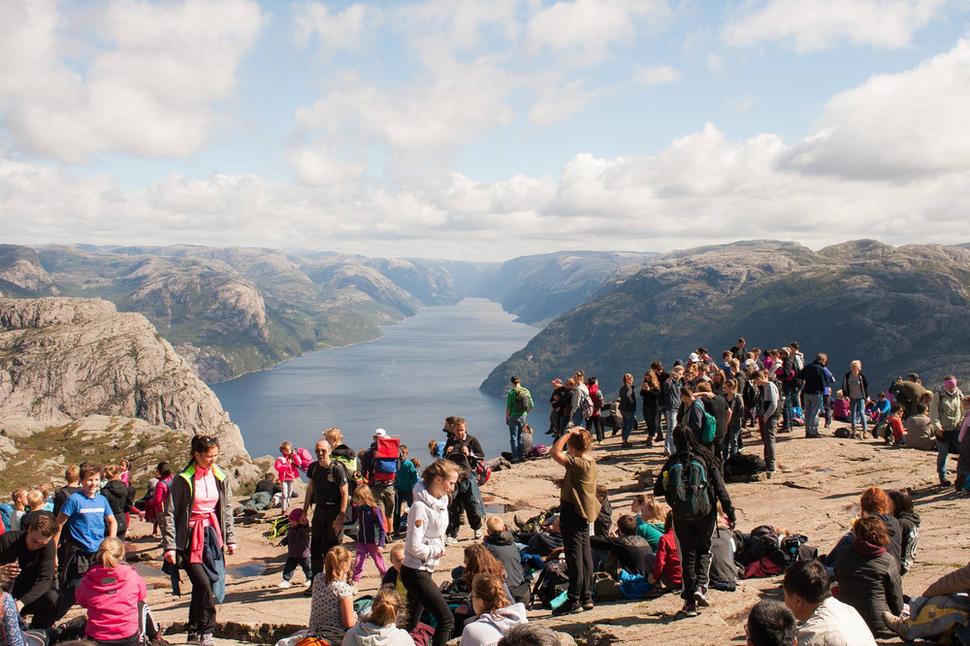 Preikestolen, "ľudská skala"