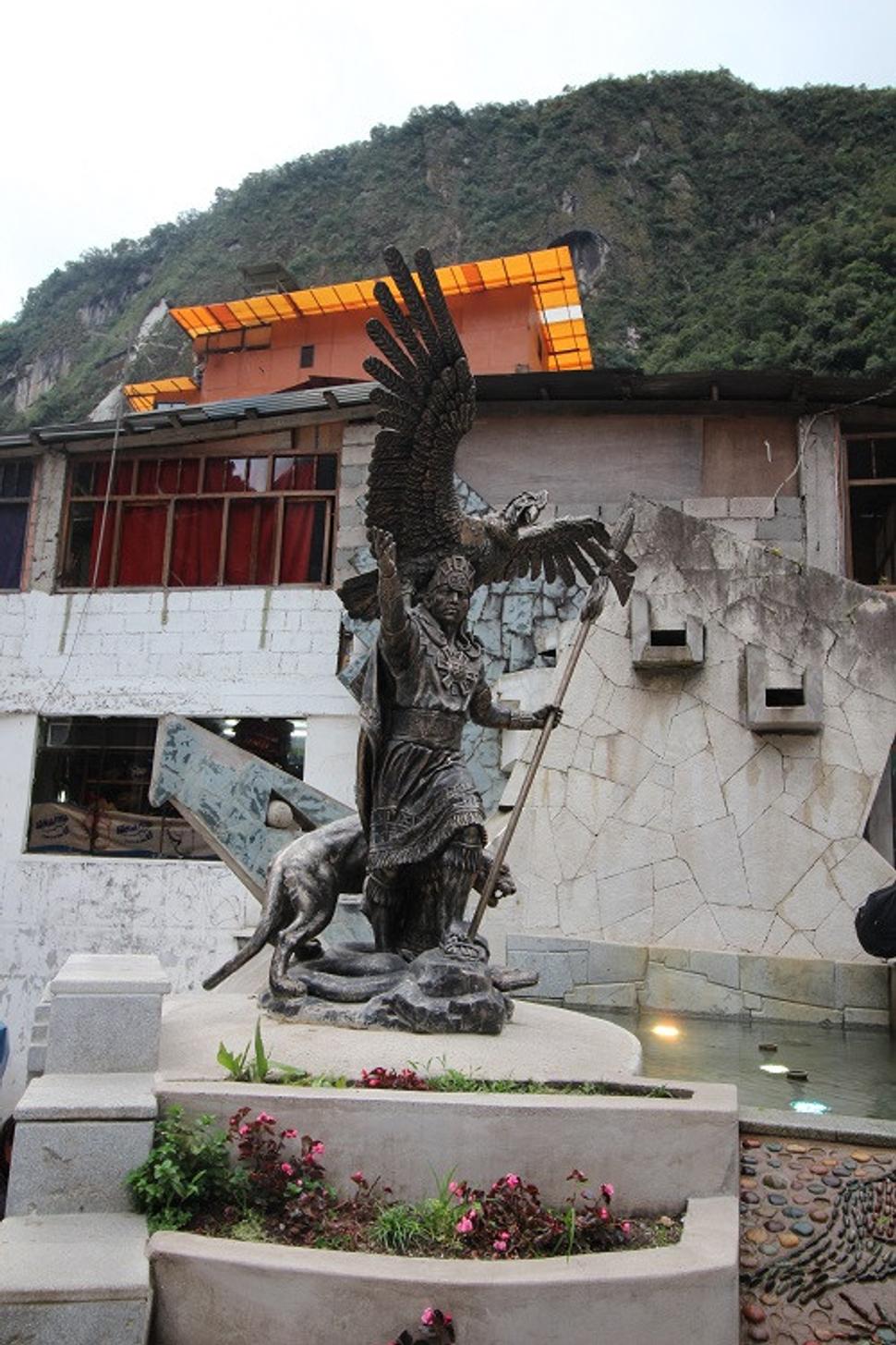 Inka - Machu Picchu Pueblo