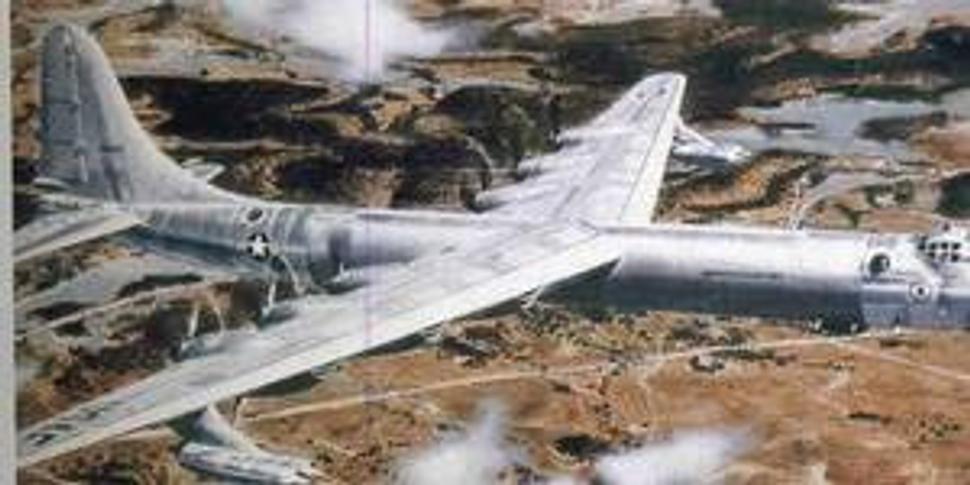 Bombardér na nukleárny pohon