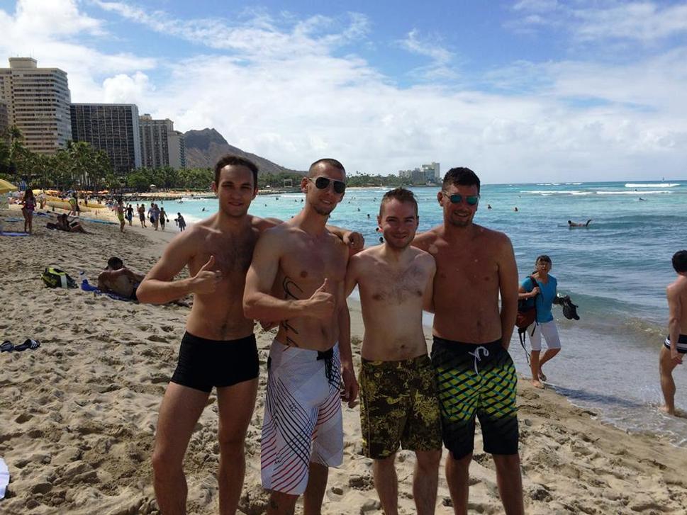 Legendárna pláž Waikiki v meste Honolulu (ostrov Oahu)