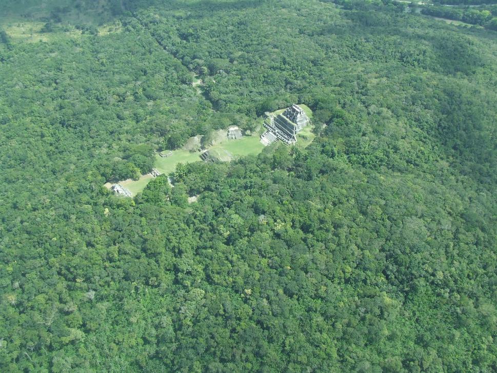 Mayské pyramídy zo vzduchu