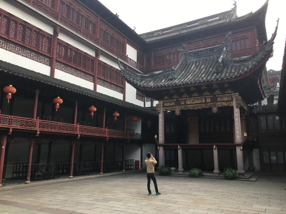 Zastrčená pagoda v Yuyuan Garden, ktorú nikto nenašiel
