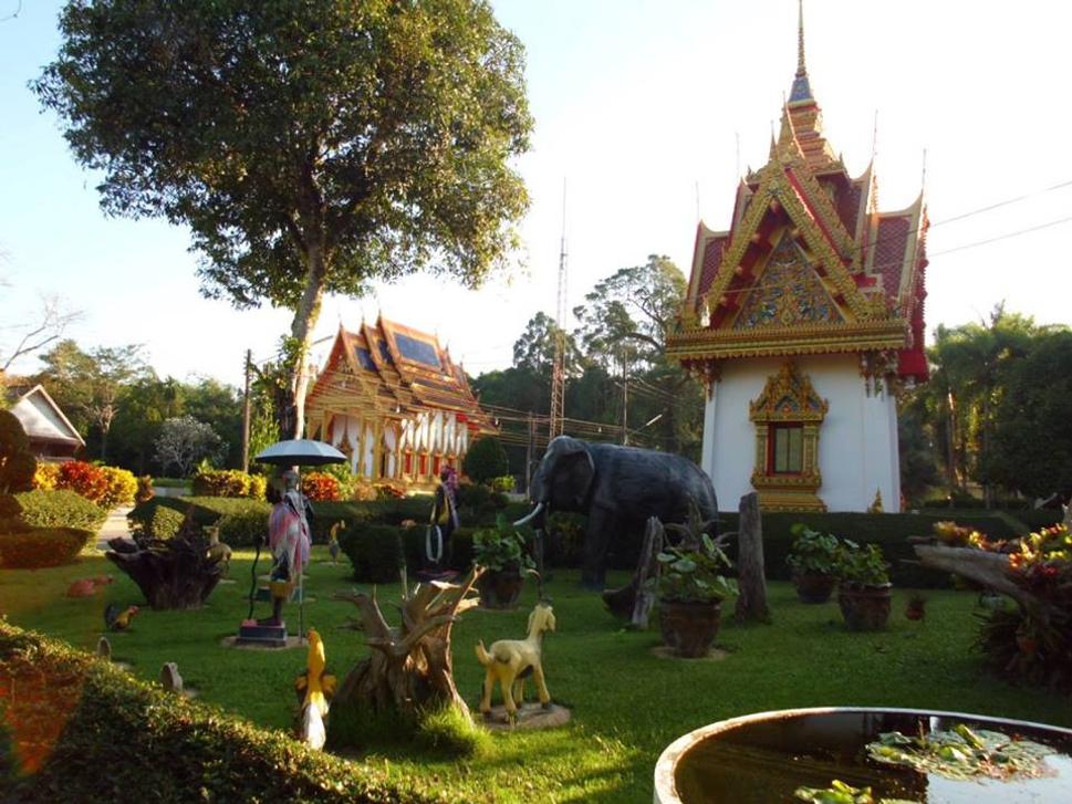 Wat Kommaneeyakhet