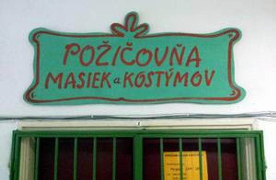 Už im možno ani masky nepomôžu