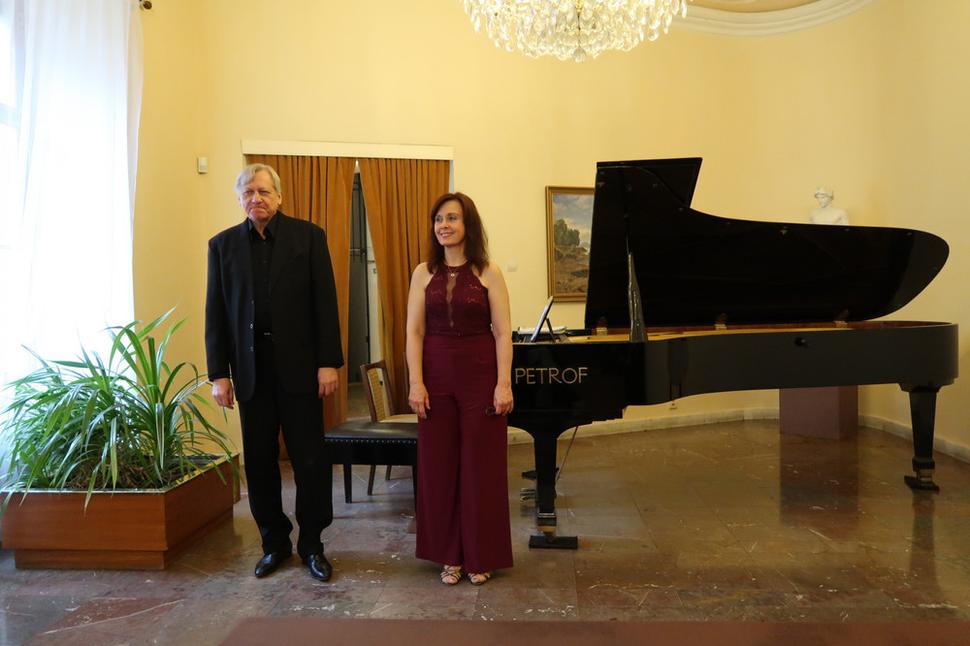 Eva Virsik, Alexei Kornienko