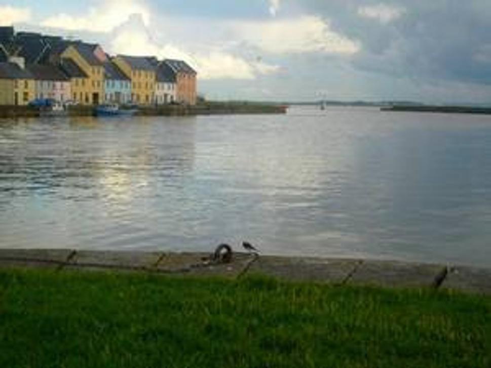 Galway - pohľad na Dlhú cestu z najobľúbenejšieho miesta na svete