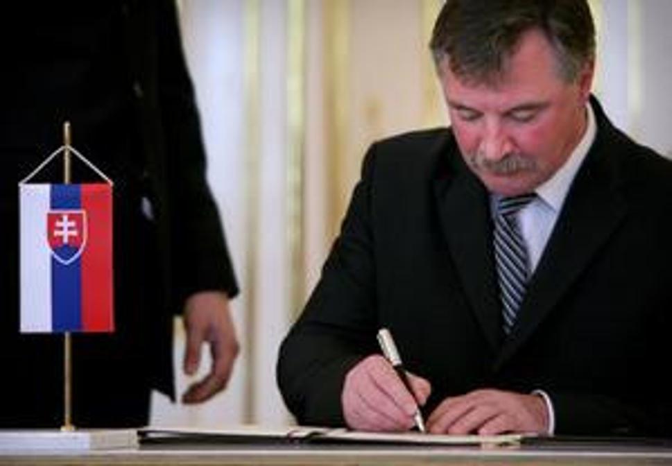 Obľúbená farba pána Turského je biela ...
