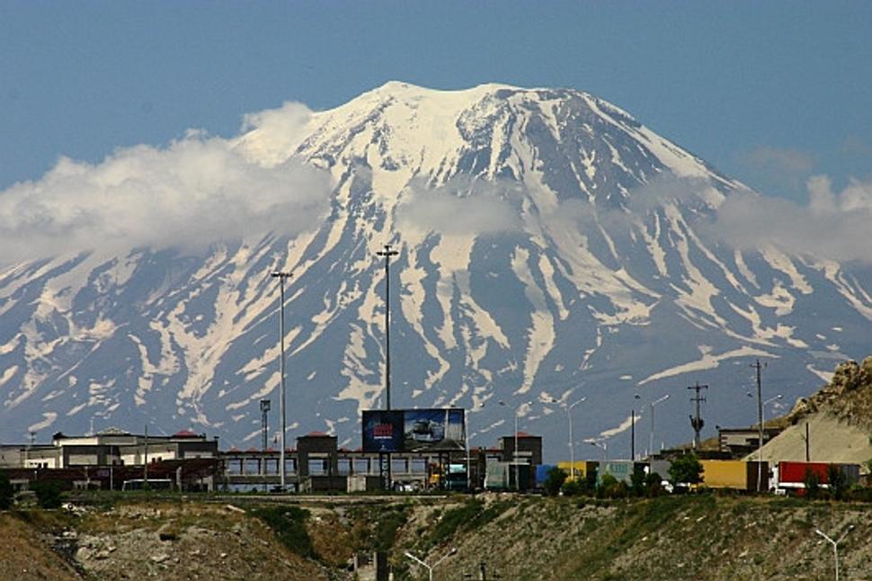 Ararat a turecko-iránska hranica
