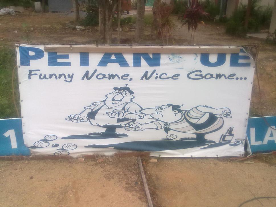 Ihriská Asociácie petangu na Ko Lante
