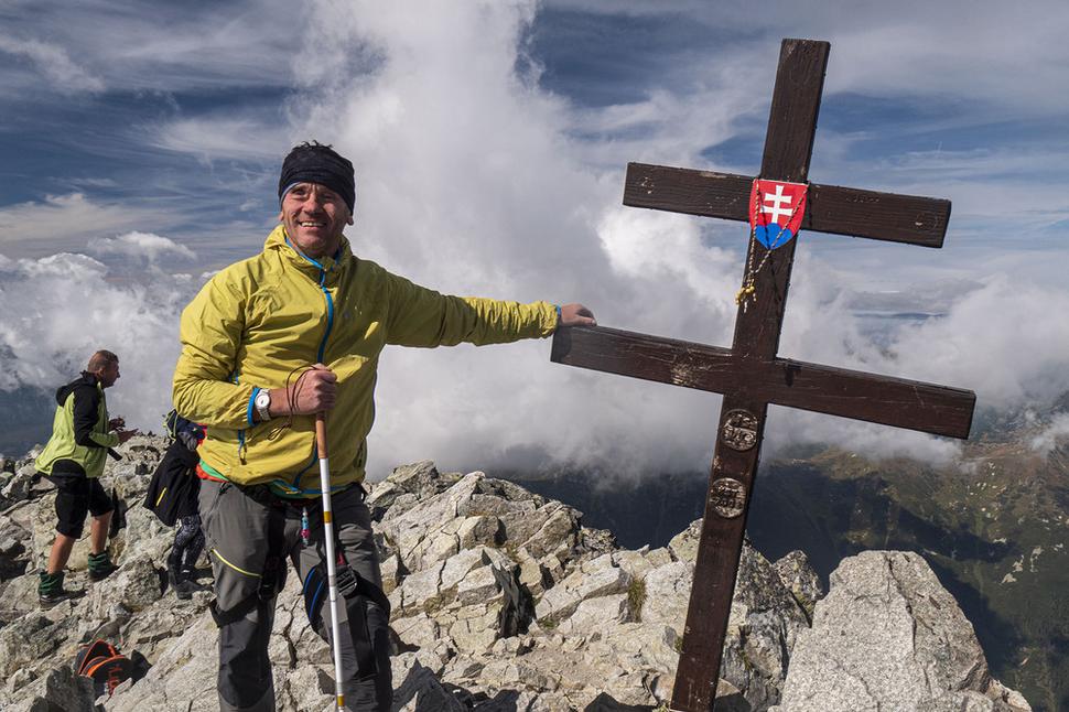 Nevidiaci Pavol Kéri na vrchole Kriváňa