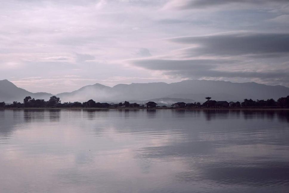 Západ slnka nad riekou Irrawaddy