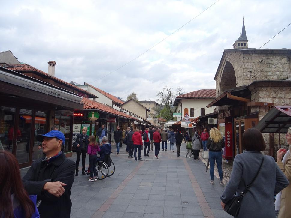 Človek sa otočí o 180 stupňov a je v inom svete Orientu