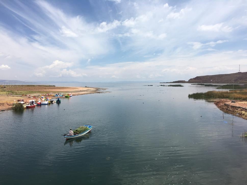 Hraničný prechod na jazere Titicaca