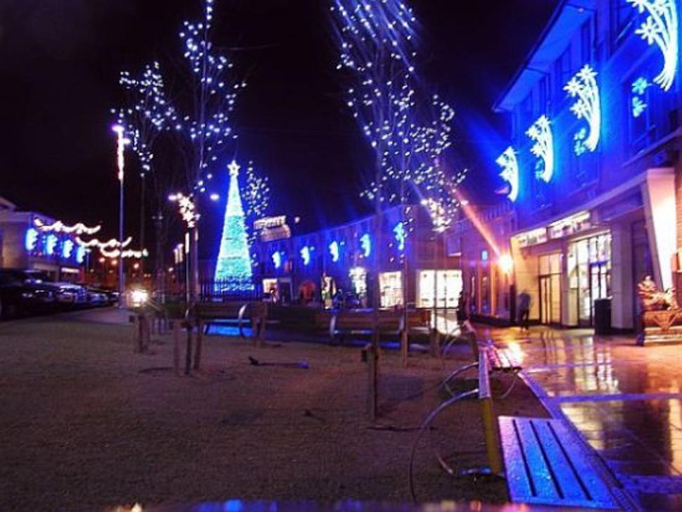 Večerné centrum, Tyrrelstown