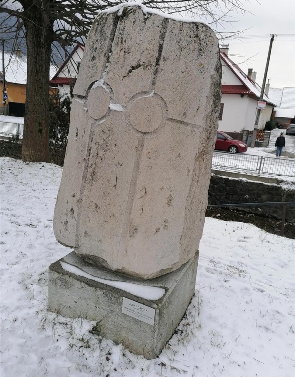 J. Gavula: Oslavná stéla