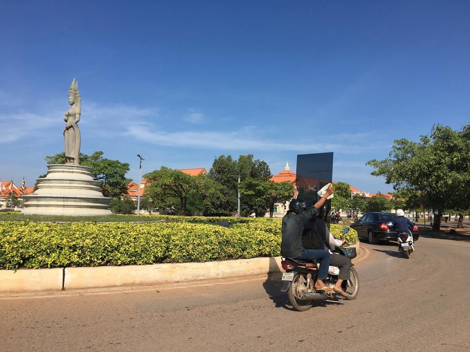 Motorka tiež slúži ako hlavný prepravný prostriedok pre tovar