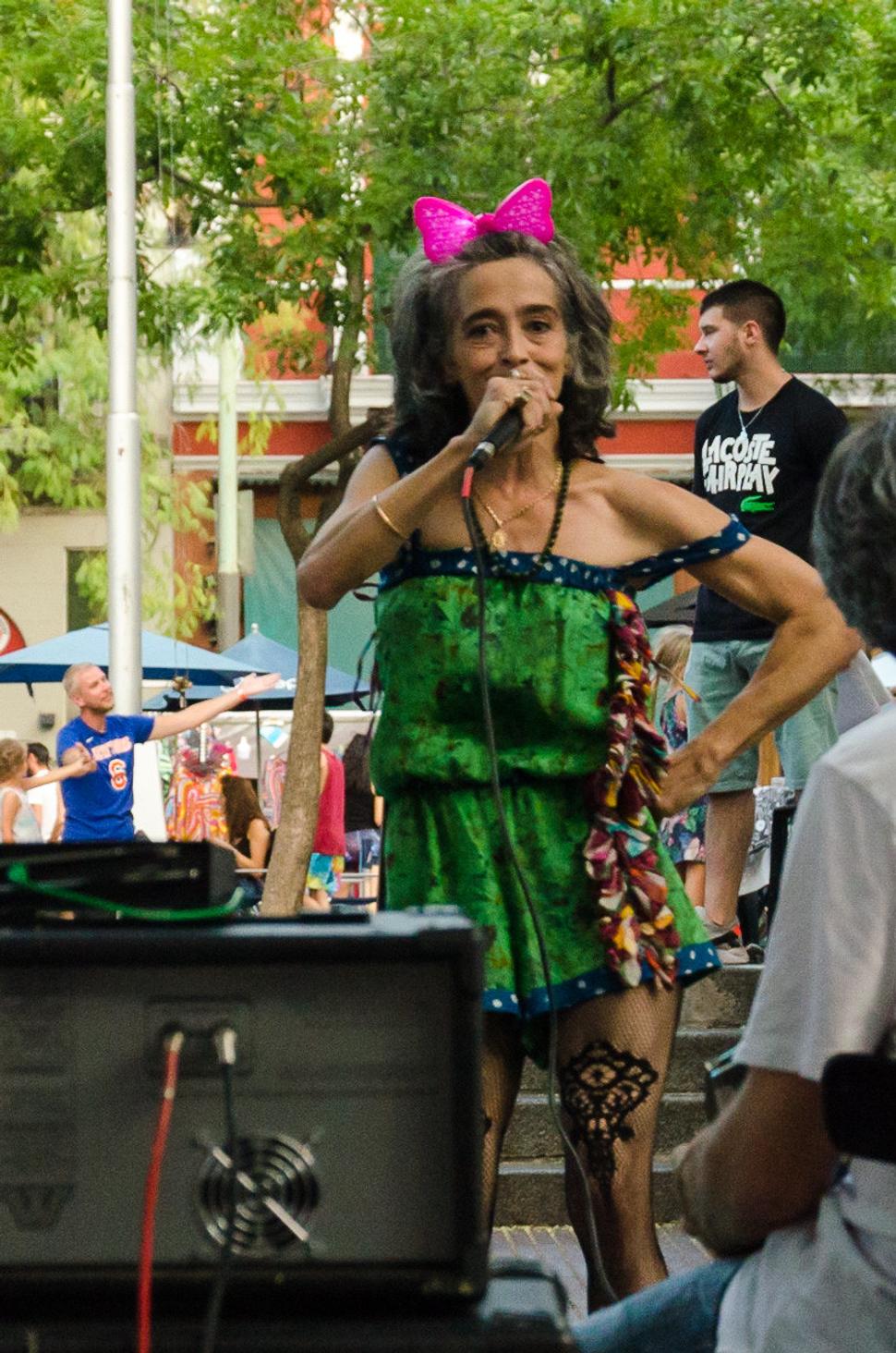 Plaza Dorrego v štvrti San Telmo je centrom diania.