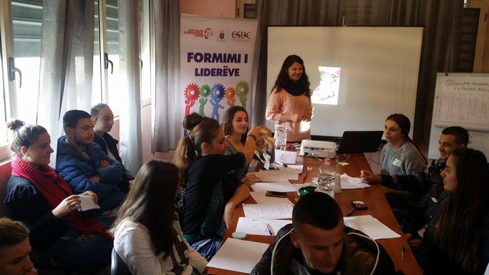 Tréning pre stredoškolákov z priľahlých miest a dedín na tému "hate speech"