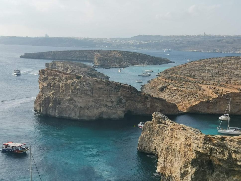 Crystal lagoon