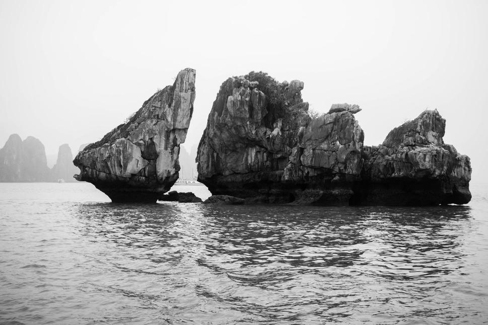 Náš výlet do Ha Long bay sa niesol v znamení 50 odstínú šedi