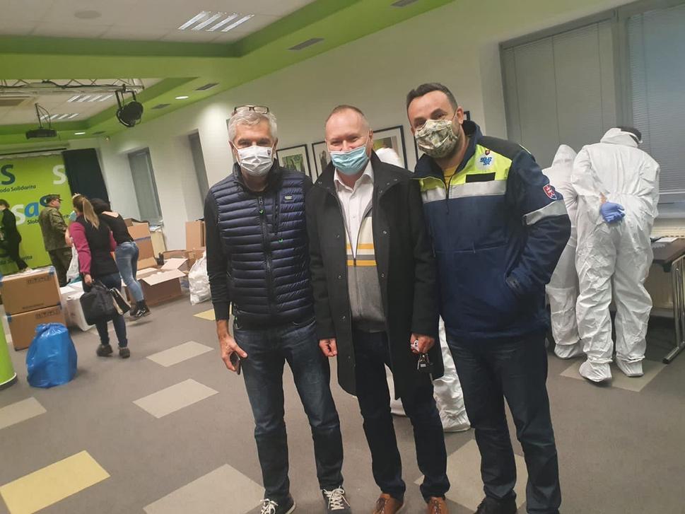 Ranná príprava a nástup s ministrom Ivanom Korčokom a šéfom štátnych hmotných rezerv Jánom Rudolfom